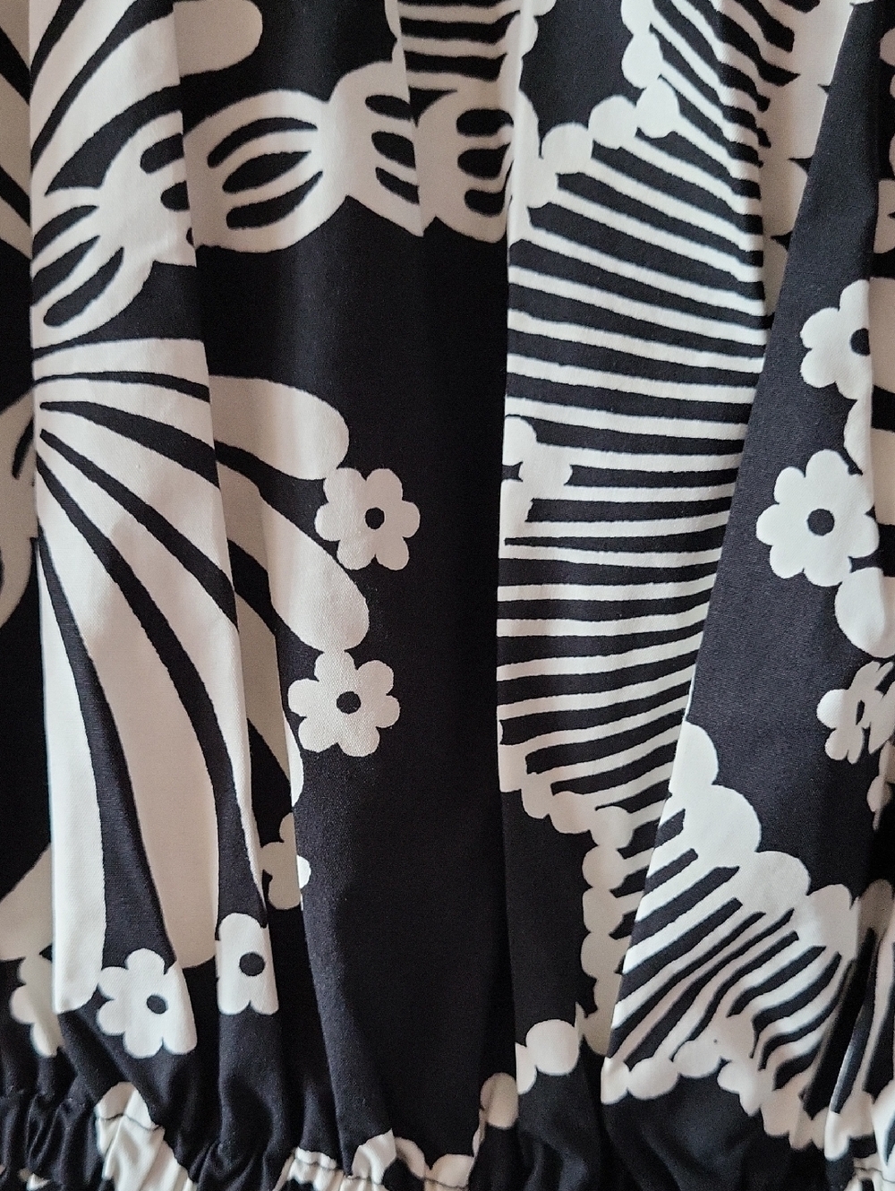 Banana Republic Black and White Floral Midi Dress - Picture 7 of 12